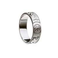 Sterling Silver Celtic Warrior Shield 6mm Band (3)