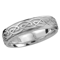 Endless Celtic Design Wedding Ring