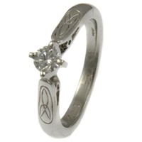 14ct Trinity Solitaire Diamond Ring