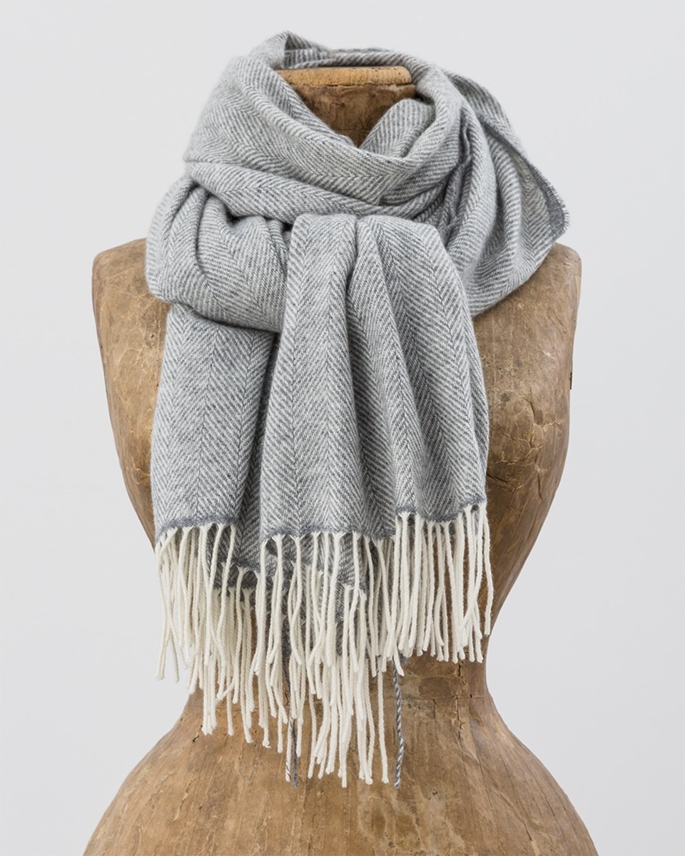 Avoca Handweavers Cashmere Wool Sandymount Scarf, White/Grey at