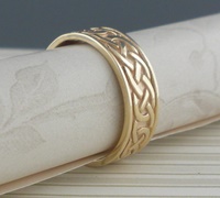 14K Yellow Gold Sheelin Wide Celtic Knot Wedding Band